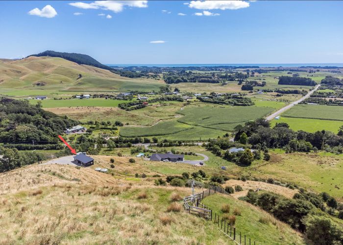  at 129 South Manakau Road, Manakau, Otaki