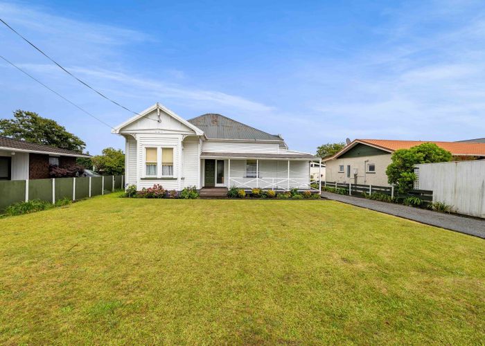  at 10 Norman Street, Vogeltown, New Plymouth, Taranaki