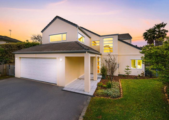  at 15 Advance Way, Albany, North Shore City, Auckland