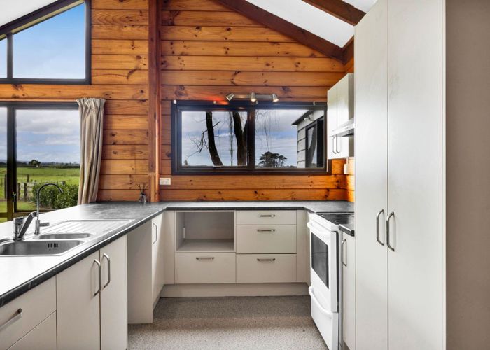  at 369 Patiki Road, Pihama, Opunake