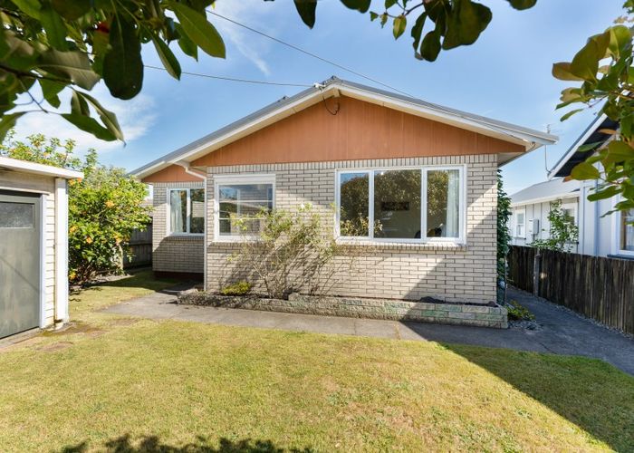 Free property data for 52 Wallace Place, Westown, New Plymouth homes