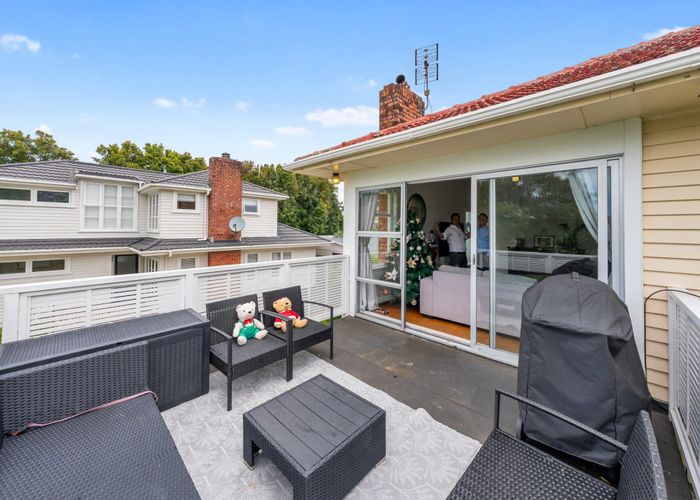  at 10 Littlejohn Street, Hillsborough, Auckland City, Auckland