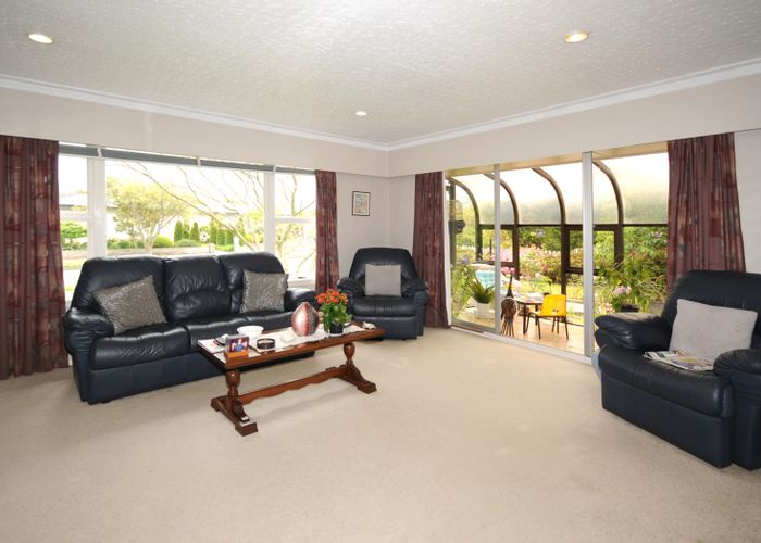  at 54 Martbern Crescent, Bishopdale, Christchurch