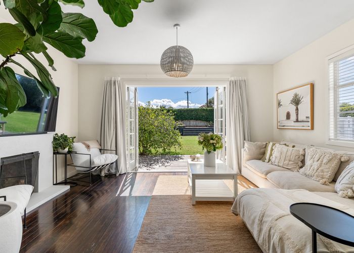  at 1 Cadman Avenue, Waterview, Auckland City, Auckland