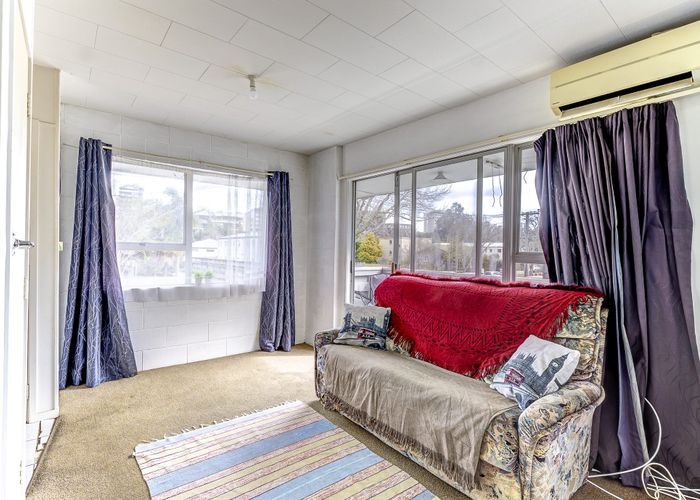  at 1/6 Opoia Road, Hamilton East, Hamilton