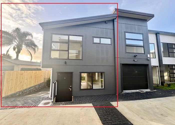  at 11/15 Oakland Avenue, Papatoetoe, Manukau City, Auckland