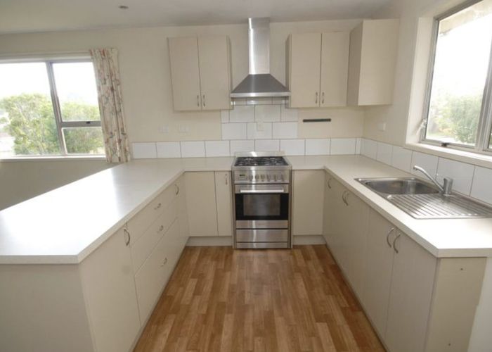  at 13 Tahu Cresent, Sunnynook, North Shore City, Auckland