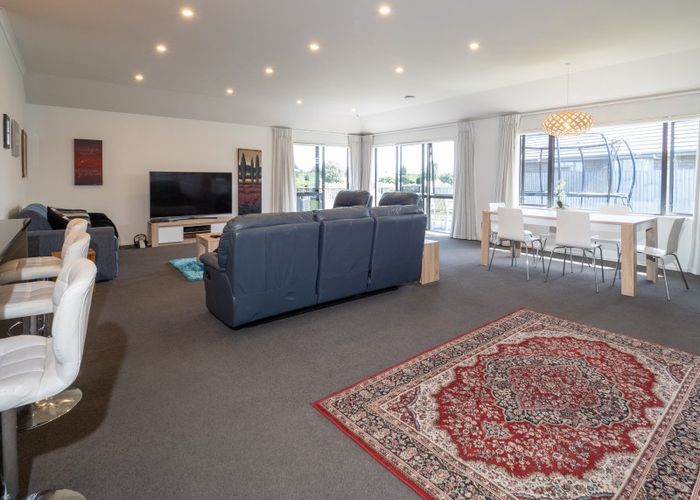  at 17 Torbay Avenue, Huntingdon, Ashburton
