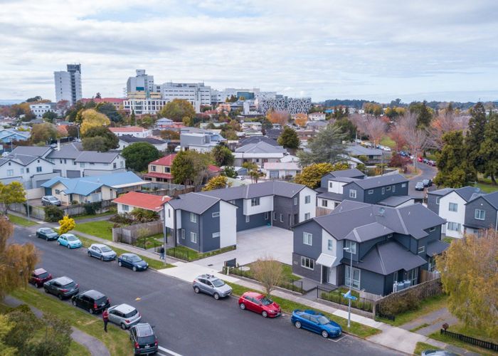  at 1/7 Hibiscus Avenue (Room A), Hamilton Lake, Hamilton, Waikato