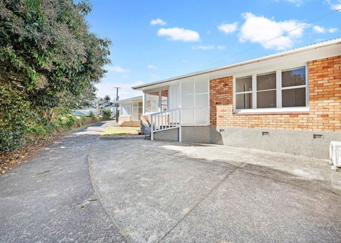  at 2/16 Britton Avenue, Mount Roskill, Auckland