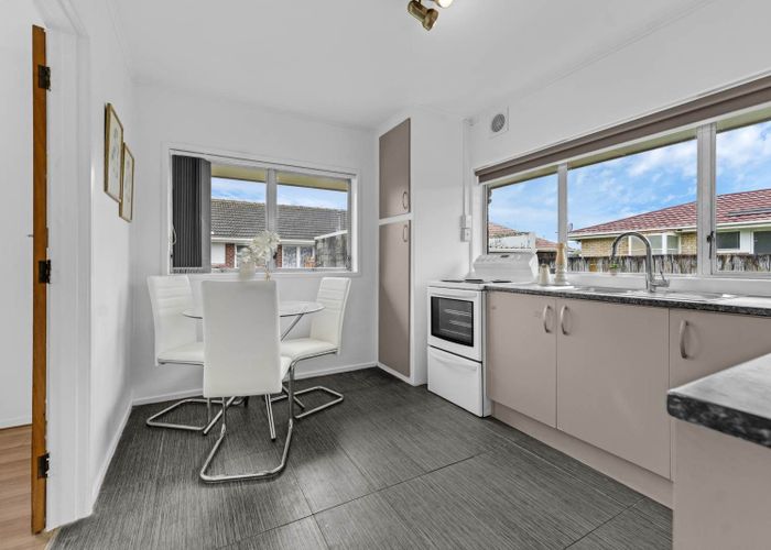  at 2/3 Palm Avenue, Pakuranga, Manukau City, Auckland