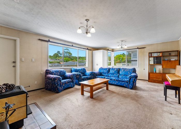  at 75 Salamanca Road, Sunnynook, Auckland