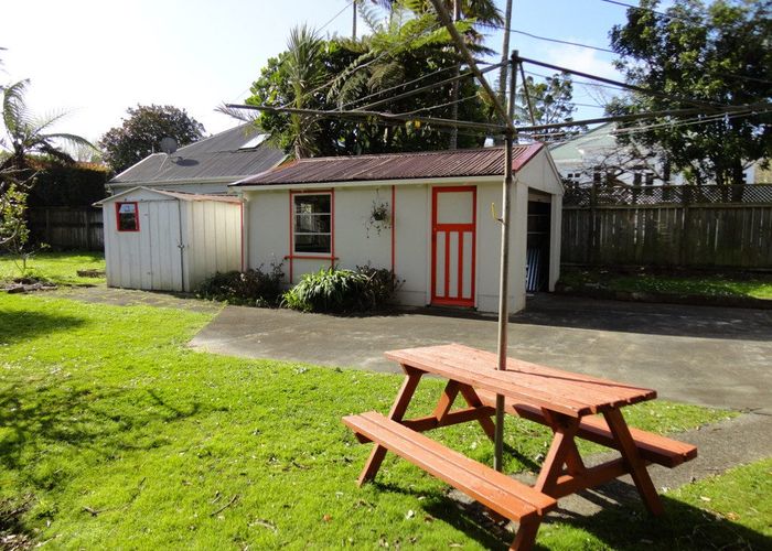  at 71 Market Road, Epsom, Auckland City, Auckland