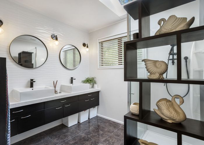  at 17A Clematis Avenue, Murrays Bay, North Shore City, Auckland