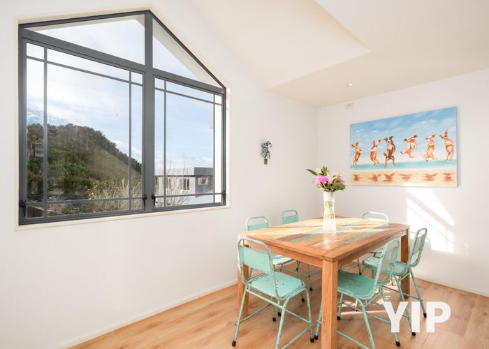  at 21 Forsyth Grove, Brooklyn, Wellington, Wellington