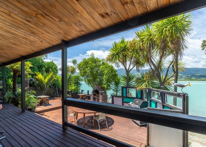  at 90 Point Road, Monaco, Nelson, Nelson / Tasman