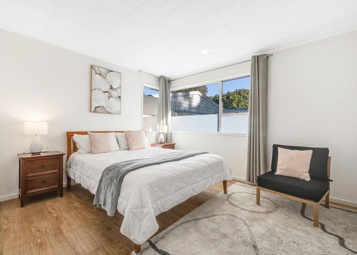  at 12b Sandrine Avenue, Clover Park, Manukau City, Auckland