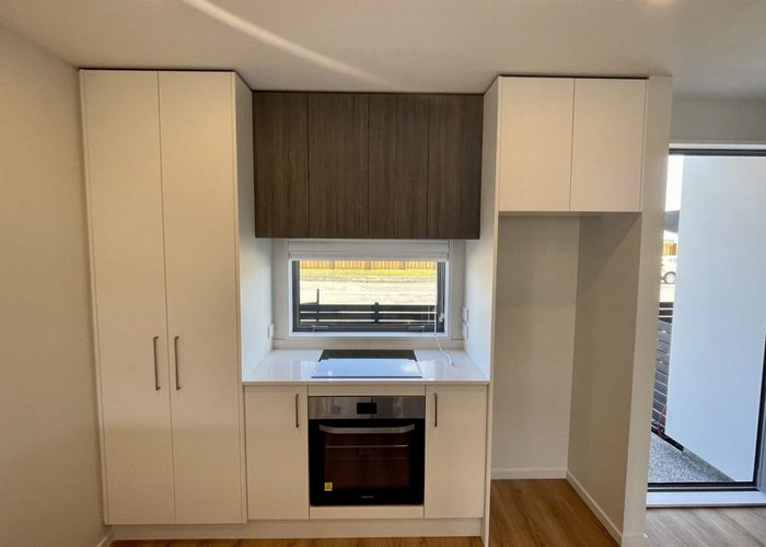  at 2/33 Hercules Street, Shirley, Christchurch City, Canterbury