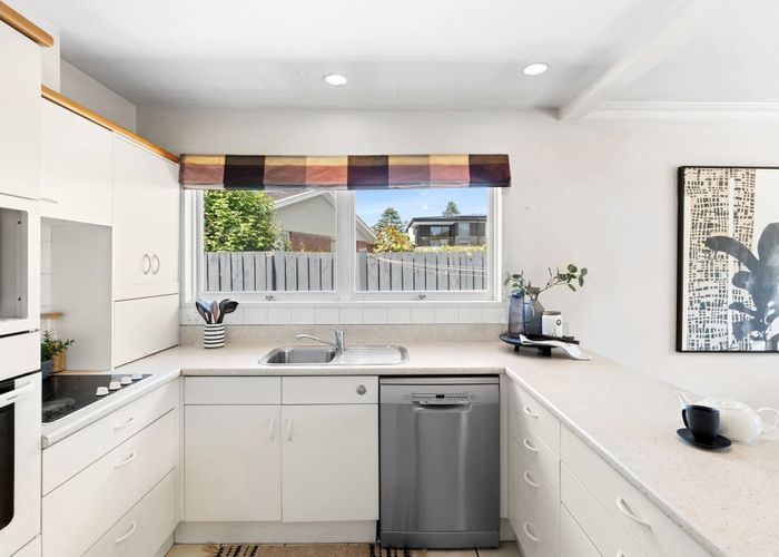  at 2/14B Penhelig Place, Burnside, Christchurch