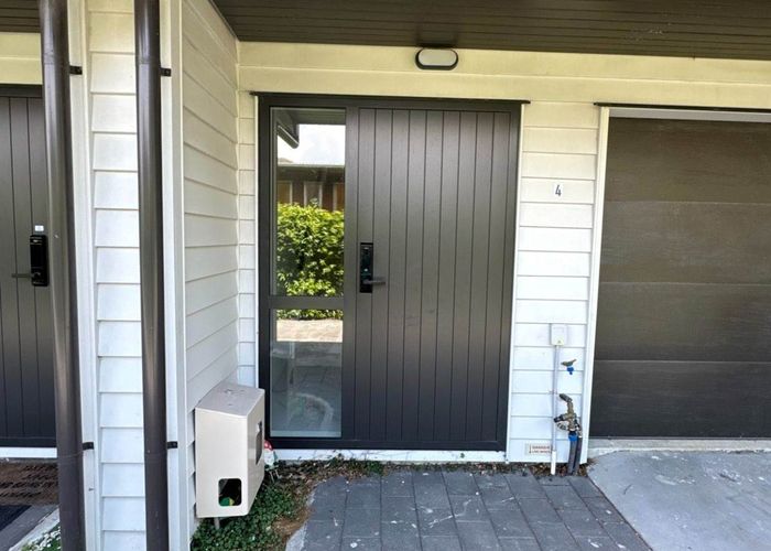  at 4/864 Mt Eden Road, Mount Eden, Auckland City, Auckland