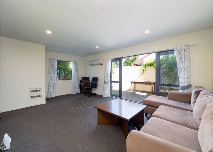  at 1/8 Mayfair Street, Riccarton, Christchurch