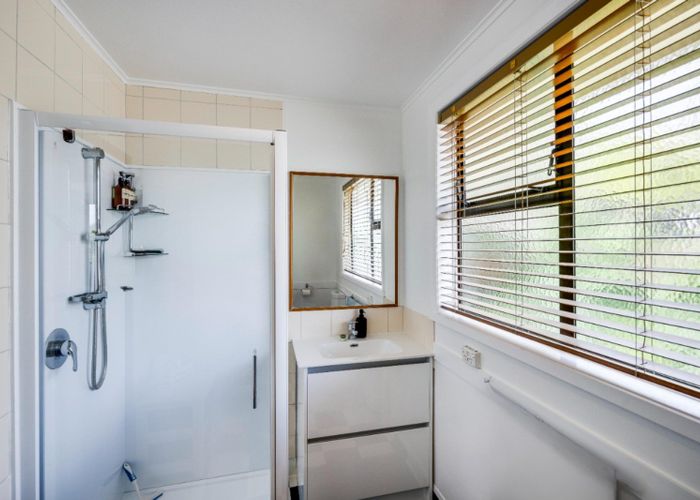  at 27 Exeter Crescent, Pirimai, Napier