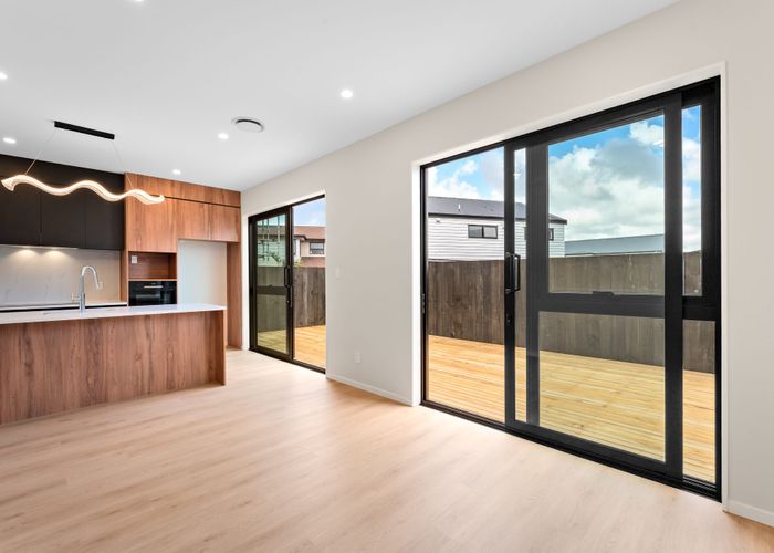  at 12 Harbourside Parade, Hobsonville, Waitakere City, Auckland