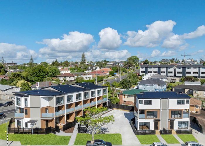  at 5/25 Griffen Park Road, Mount Roskill, Auckland City, Auckland