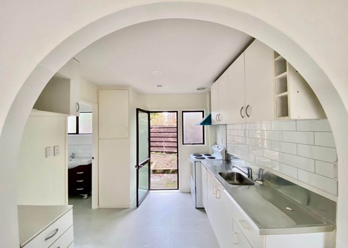  at 16/85 Edmonton Road, Henderson, Waitakere City, Auckland