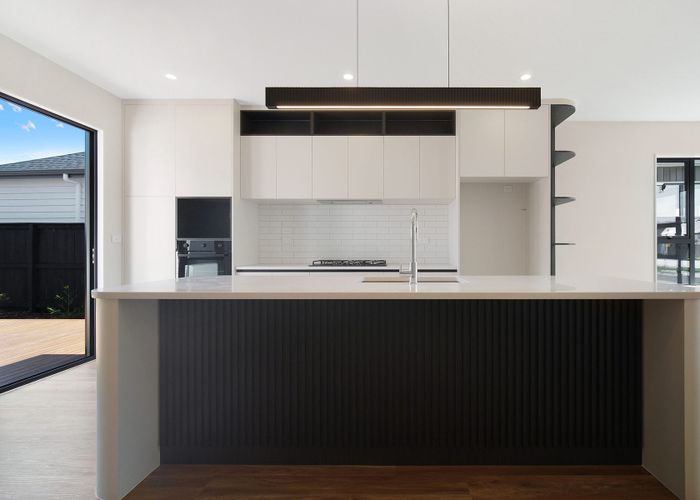  at 11 Pupu Crescent, Opaheke, Papakura, Auckland