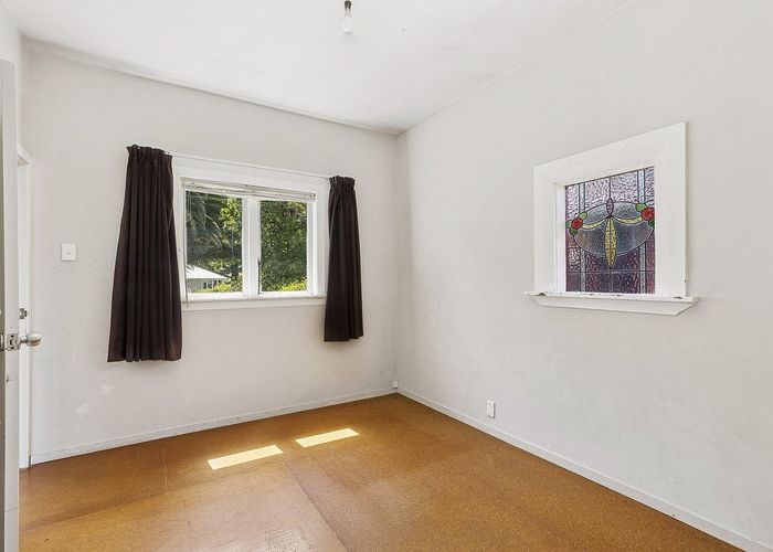  at 52 Main Road, Titahi Bay, Porirua, Wellington