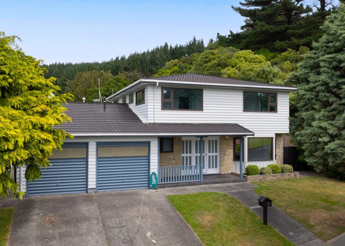  at 28 Greyfriars Crescent, Tawa, Wellington, Wellington