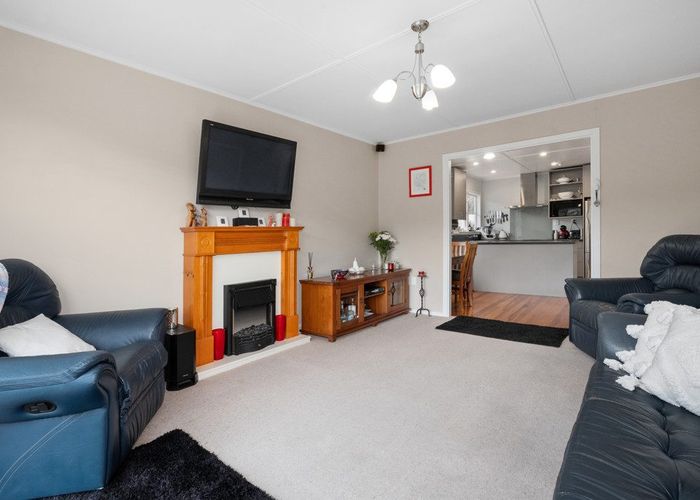  at 75 Coast Road, Wainuiomata, Lower Hutt, Wellington