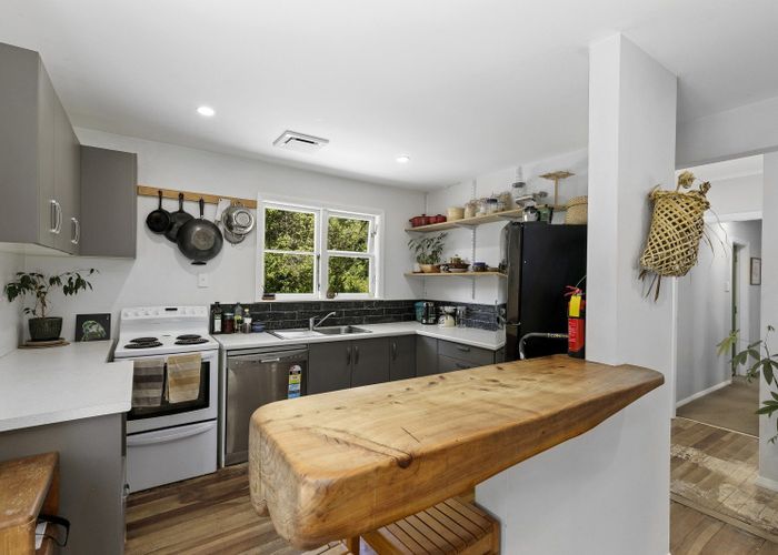  at 31 Stanley Street, Wainuiomata, Lower Hutt, Wellington