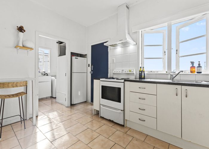  at 28 Hillcrest Road, Papatoetoe, Manukau City, Auckland