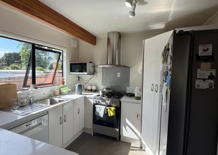  at 2/19A Woodvale Road, Glen Eden, Waitakere City, Auckland