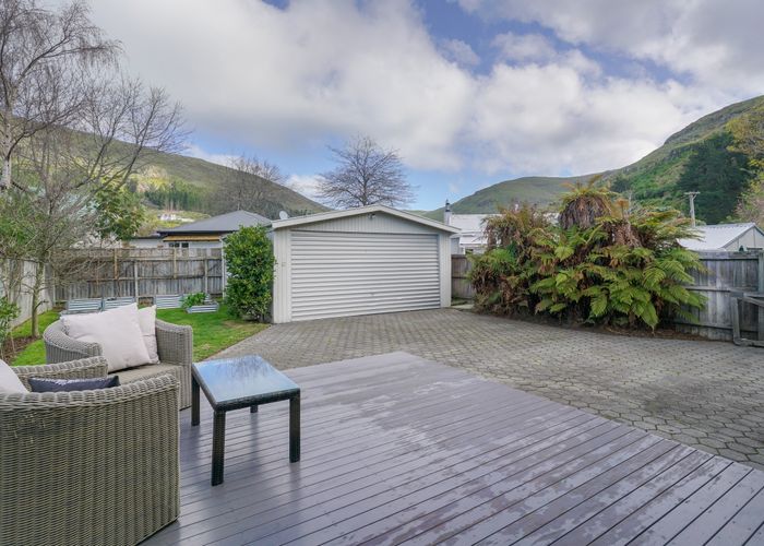  at 6 Duncan Street, Sumner, Christchurch