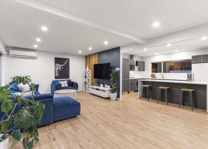  at 16 Pluto Place, Beach Haven, Auckland