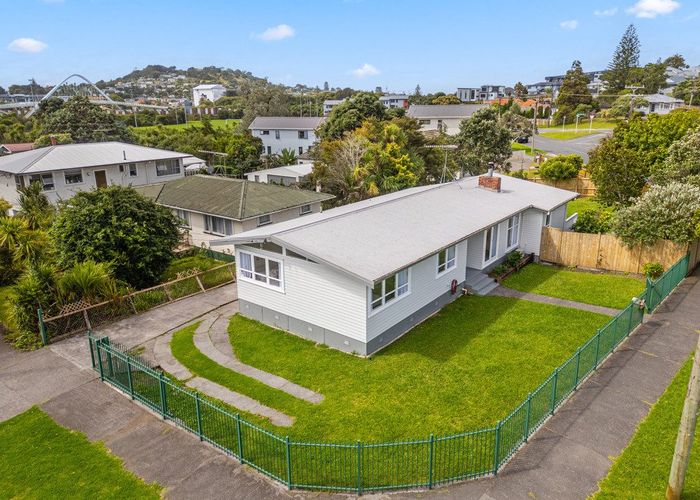  at 51 Valonia Street, New Windsor, Auckland City, Auckland