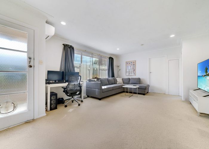  at 1/21 Trentham Road, Takanini, Papakura, Auckland