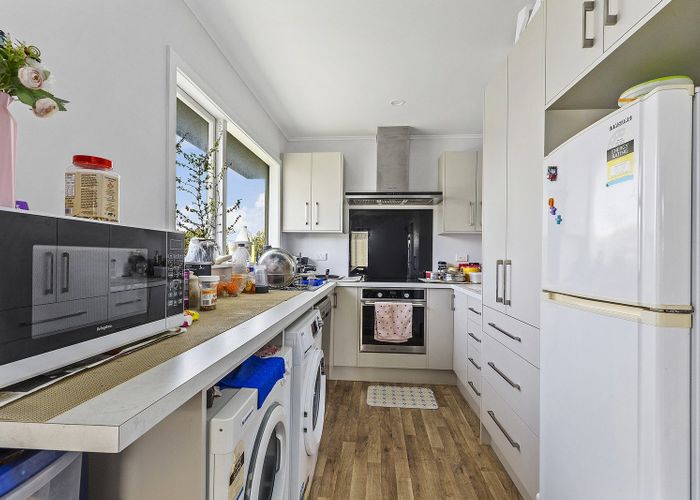  at 1/139 Queens Drive, Lyall Bay, Wellington