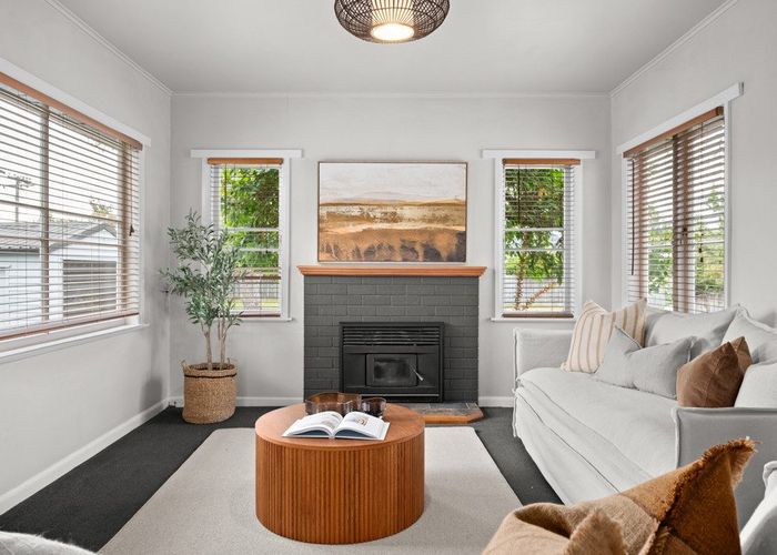  at 8 Bolmuir Road, Forest Lake, Hamilton, Waikato