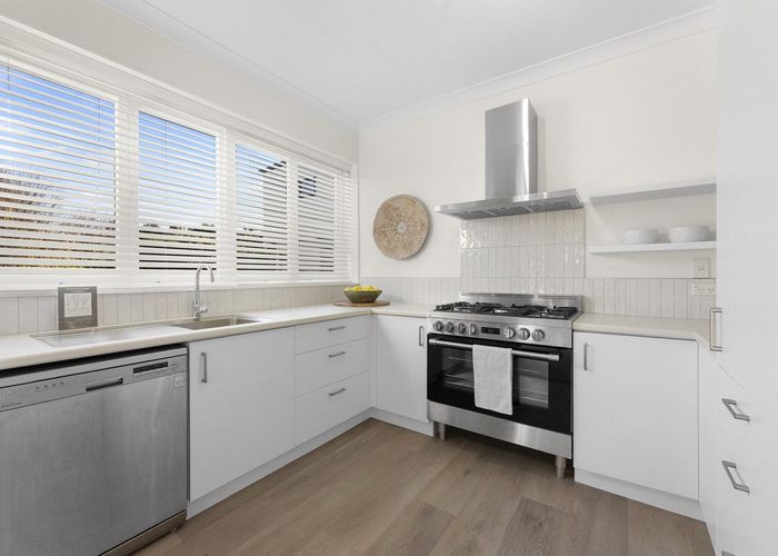  at 35 Upjohn Street, Brooklands, New Plymouth, Taranaki