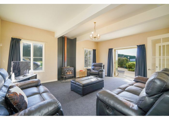  at 80A Wallacetown Lorneville Highway, Lorneville, Invercargill