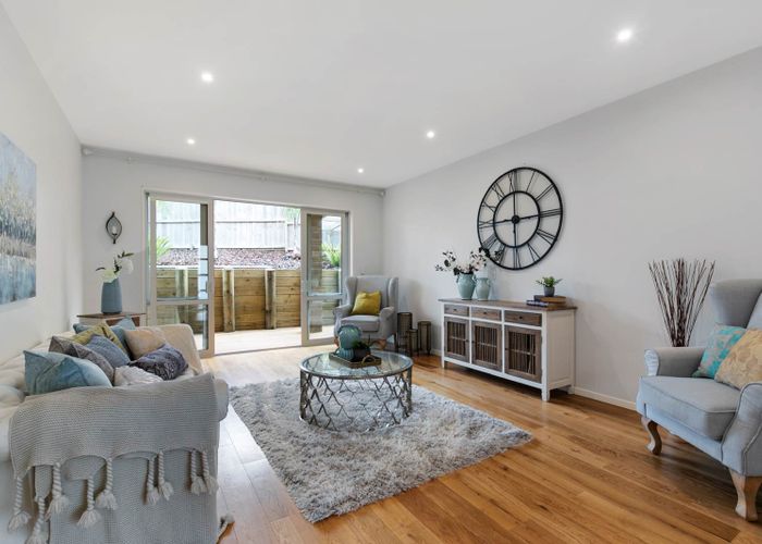  at 25 Platinum Rise, Ranui, Auckland