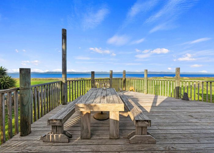  at 1620 East Coast Road, Kaiaua, Franklin, Auckland