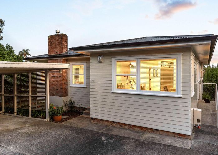  at 1/28 Jellicoe Road, Murrays Bay, Auckland