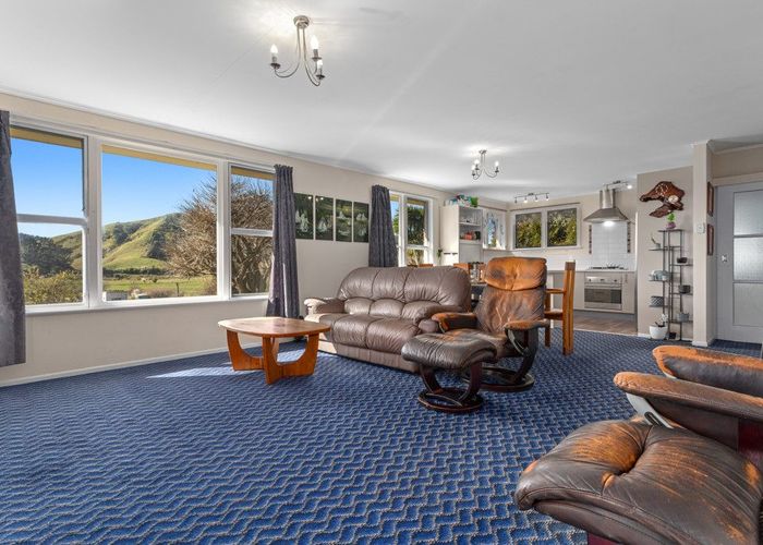  at 2391 S HWAY 2 East, Nukuhou, WAIMANA