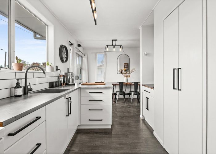  at 9 Cabot Place, Flaxmere, Hastings, Hawke's Bay