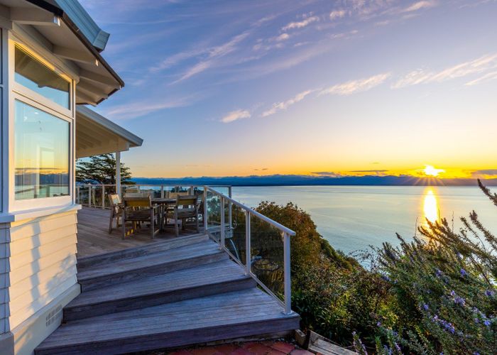  at 31 Grenville Terrace, Moana, Nelson